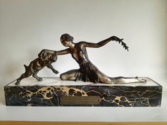 ART DECO sygnowana rzeźba LIMOUSIN ok.1930 r. pamiątka dla Francuskiego Kapitana Dutheil