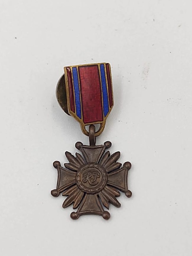 Krzyż Zasługi RP - miniaturka