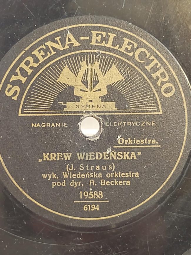 Płyta szelakowa Syrena-Electro - "Monachijski walc" Komzak, "Krew Wiedeńska" J. Strauss