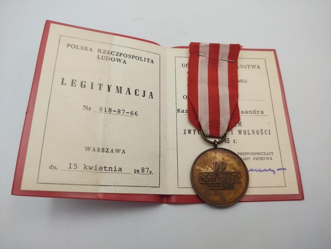 Medal Zwycięstwa i Wolności, PRL