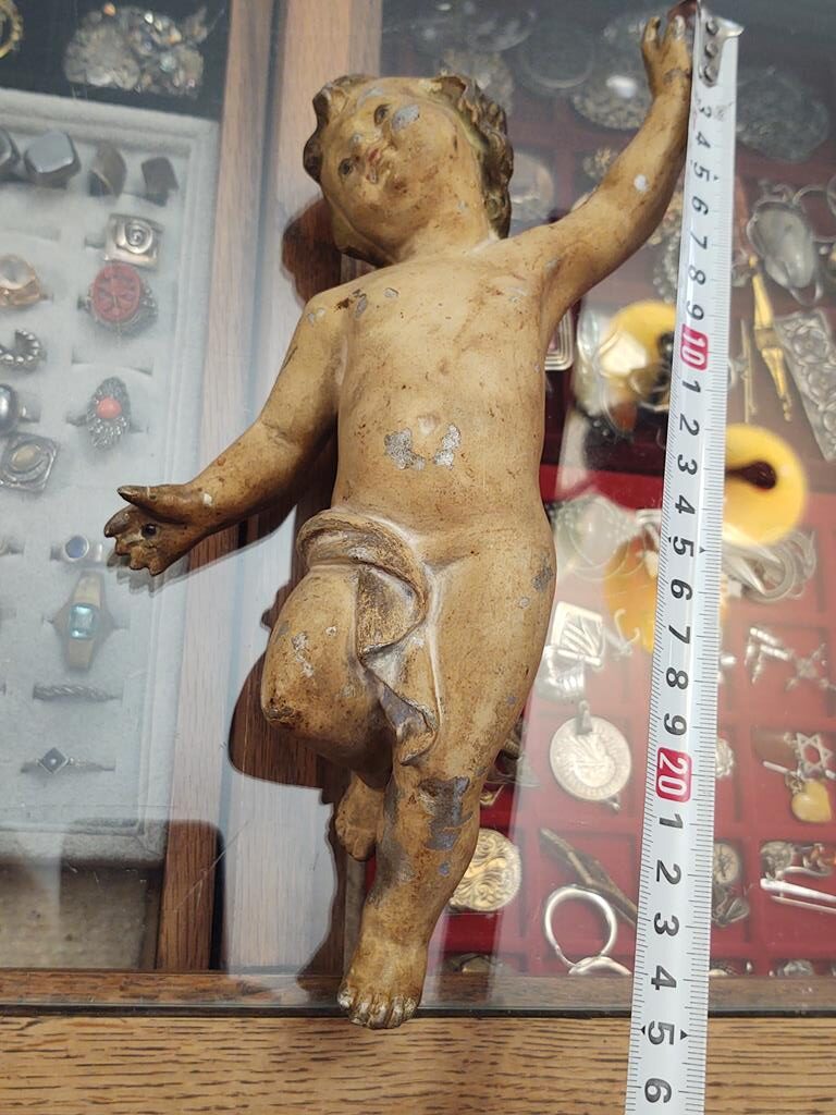 Stara figurka - Putto