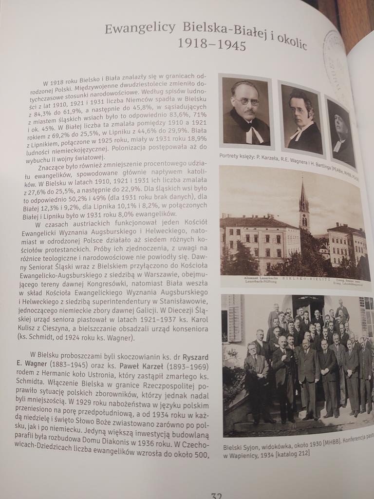 Książka "Pod znakiem Róży nad Białą - 500 lat Reformacji, 1517-2017" - z księgozbioru Jerzego Polaka