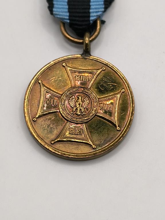 Medal Virtuti Militari – Zasłużonym Na Polu Chwały, 1944 – miniaturka