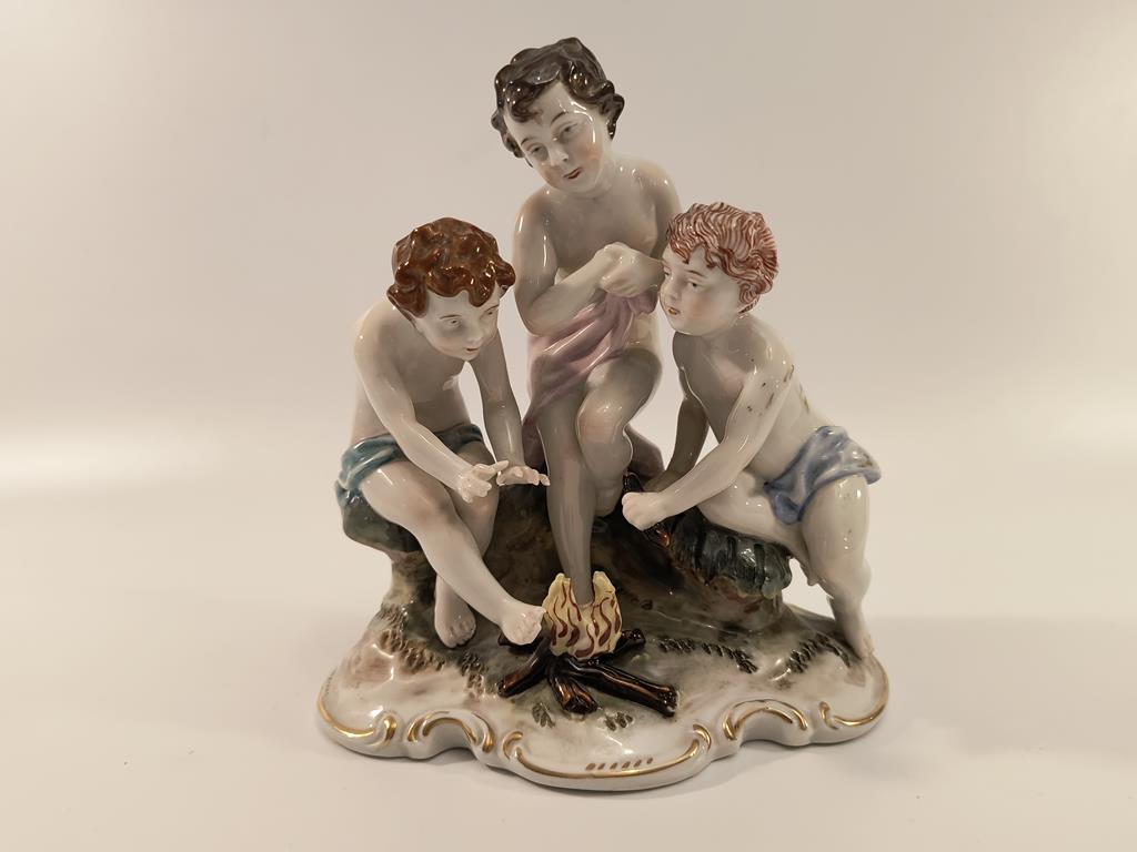 Figurka porcelanowa - ERNST BOHNE & SÖHNE, Turyngia