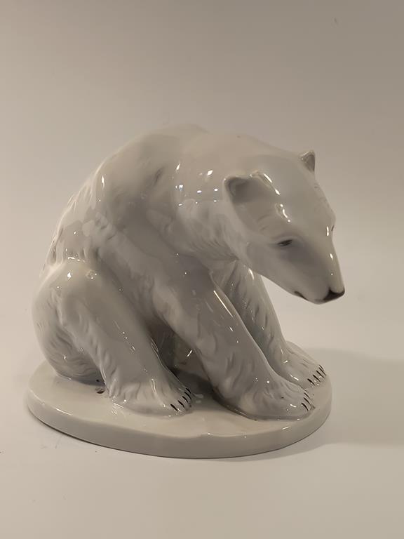 Figurka porcelanowa 'Niedźwiedź polarny' - Bogucice