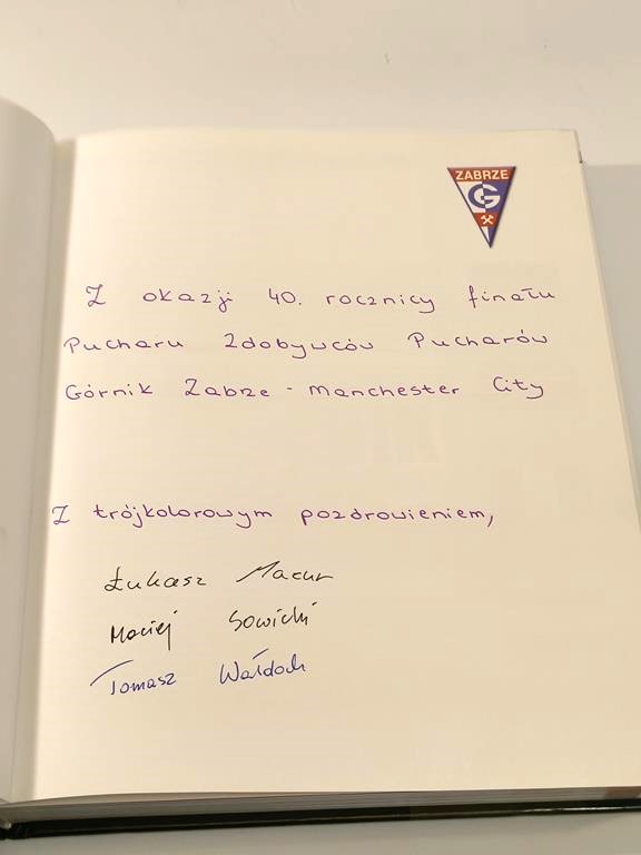 Górnik Zabrze. Dzieje legendy. 60 lat dumy i chwały-autografy