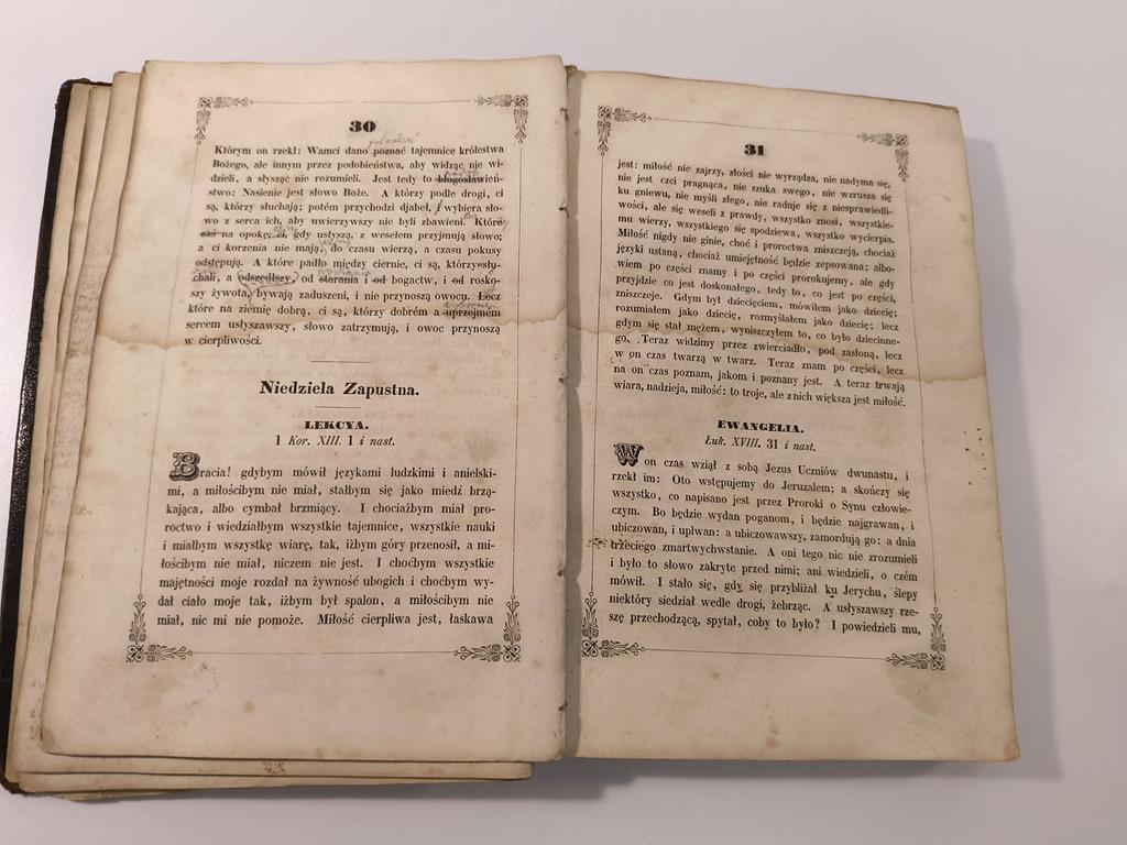 Książeczka "Lekcye i ewangelie na wszystkie niedziele i święta całego roku" przekład X. Jakób Wujek, 1855 r.