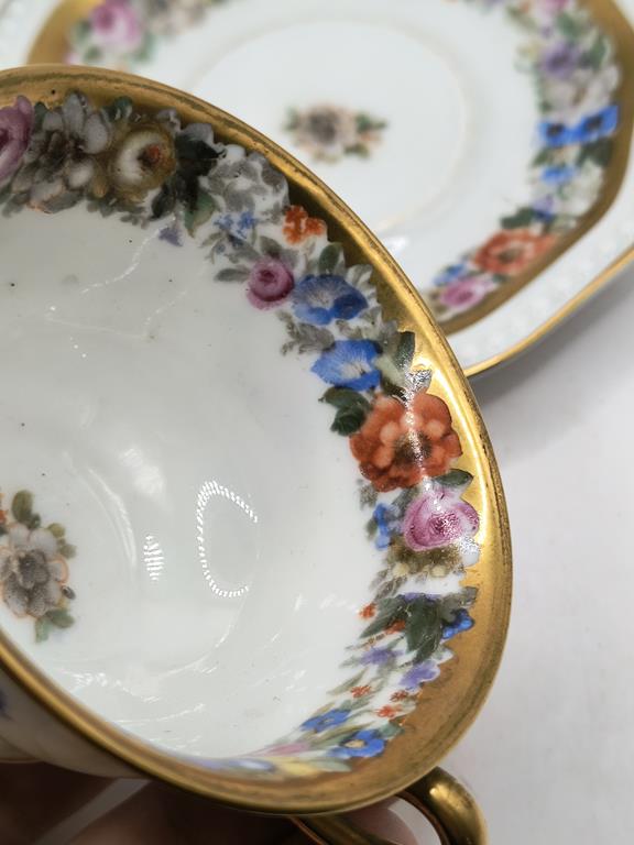 Filiżanka porcelanowa Rosenthal z wzorem kwiatowym