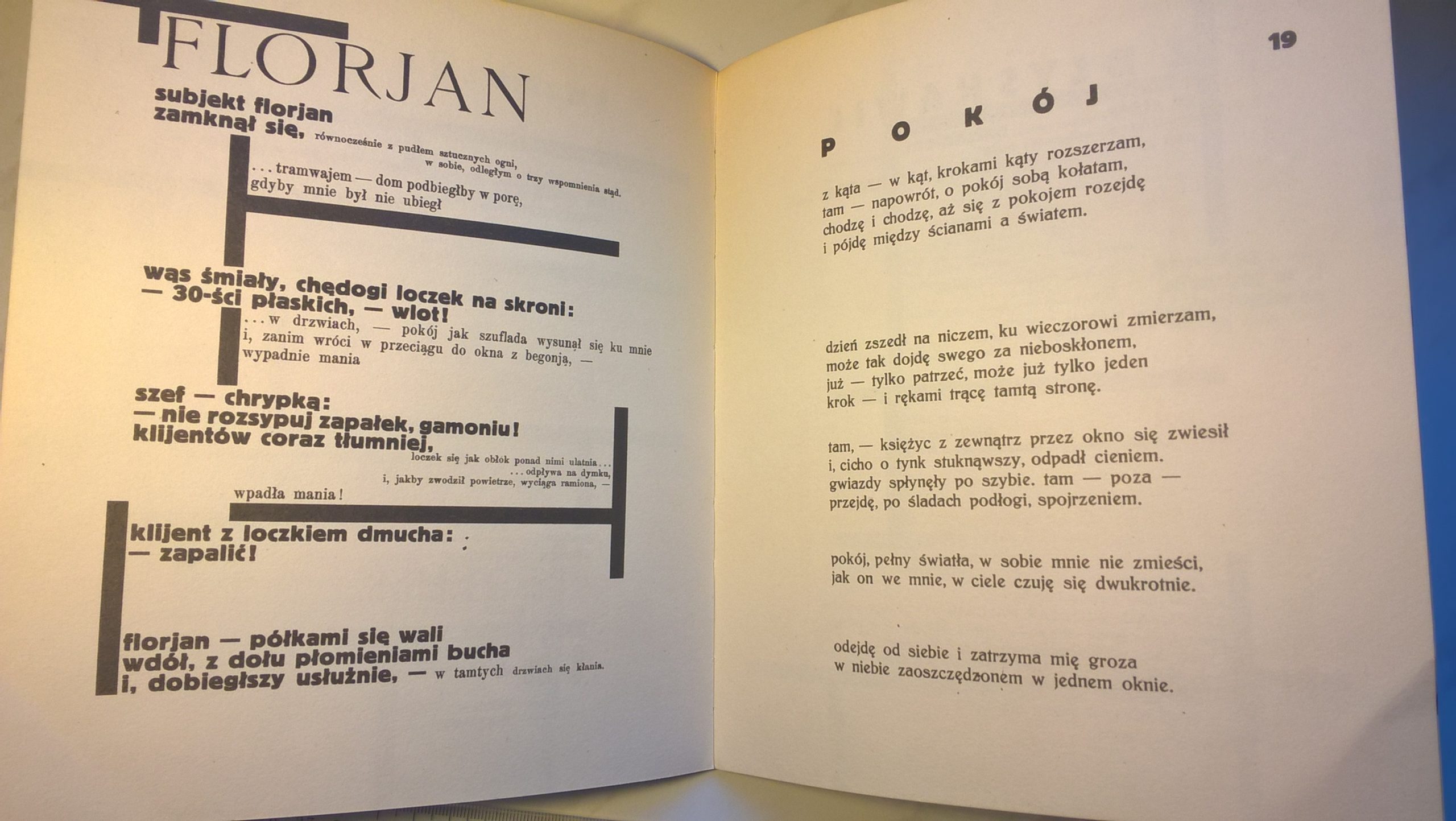 Książka "Z ponad" Julian Przyboś i Władysław Strzemiński, 1930 r. - reprint 1988 r.