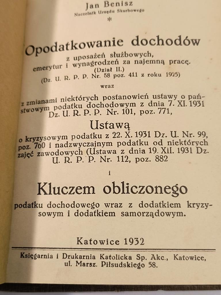 Książka "Opodatkowanie dochodów ..." Jan Benisz, 1932 r. - z dedykacją od autora dla posła Edwarda Rybarza