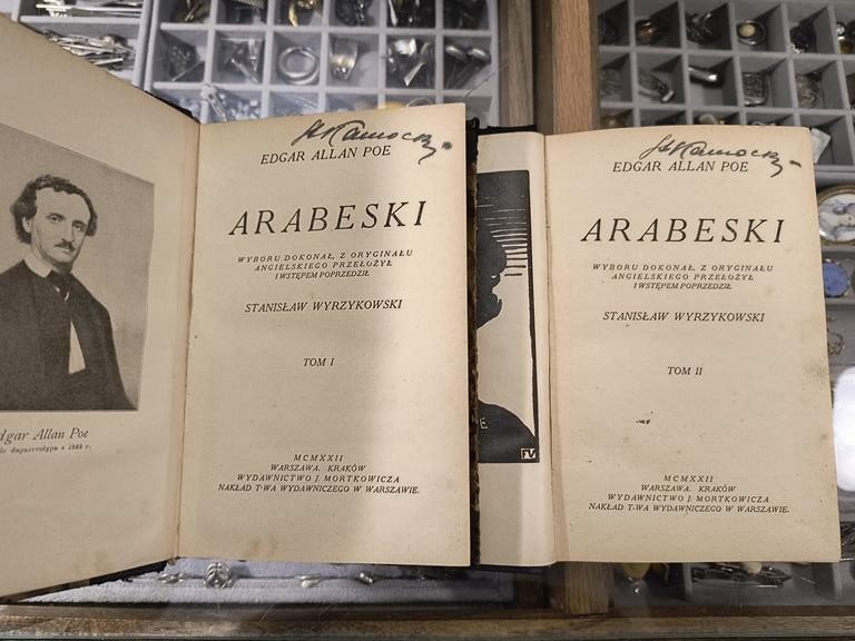 Książka "Arabeski" Edgar Allan Poe, 1922 r. - ze księgozbioru malarza Stanisława Kamockiego