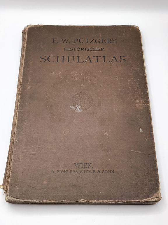 Atlas szkolny historyczny w j. niemieckim - "F. W. Putzgers Historischer Schul-Atlas", 1910 r.