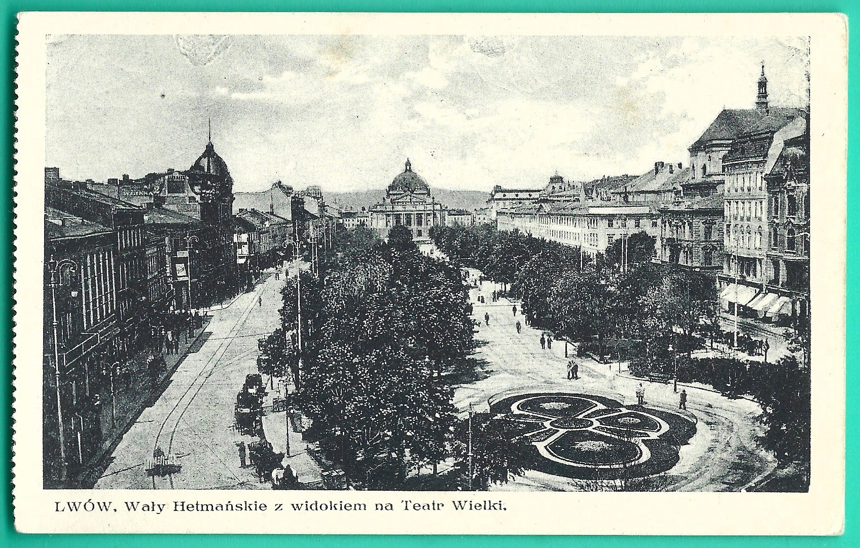 Pocztówka - Lwów. Wały Hetmańskie z widokiem na Teatr Wielki