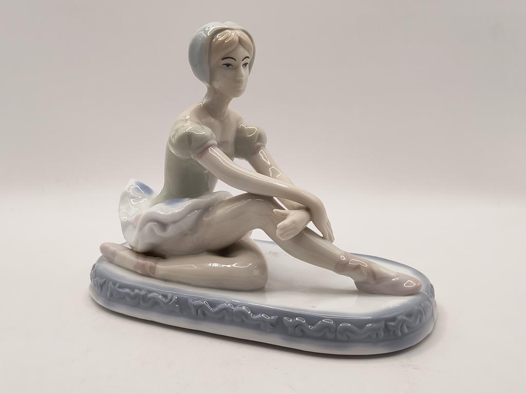 Porcelanowa figurka baletnicy, Norwegia