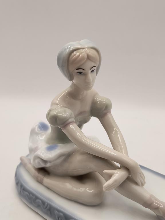Porcelanowa figurka baletnicy, Norwegia