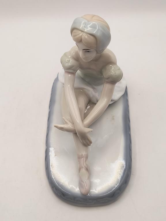 Porcelanowa figurka baletnicy, Norwegia