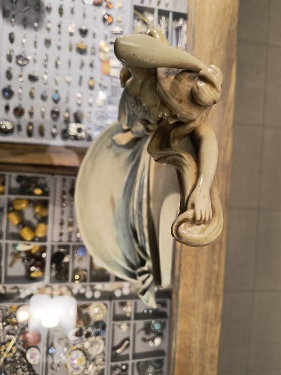Ceramiczna podstawa lustra - secesja, 1900 r.?