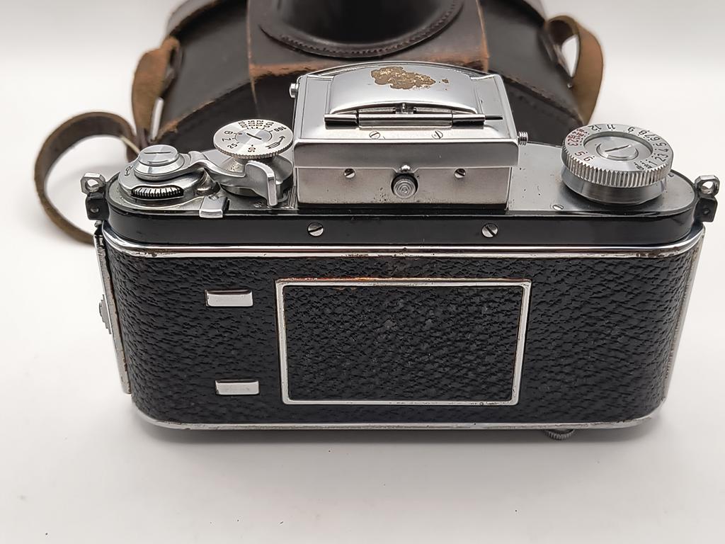 Aparat fotograficzny Exakta II Dresden