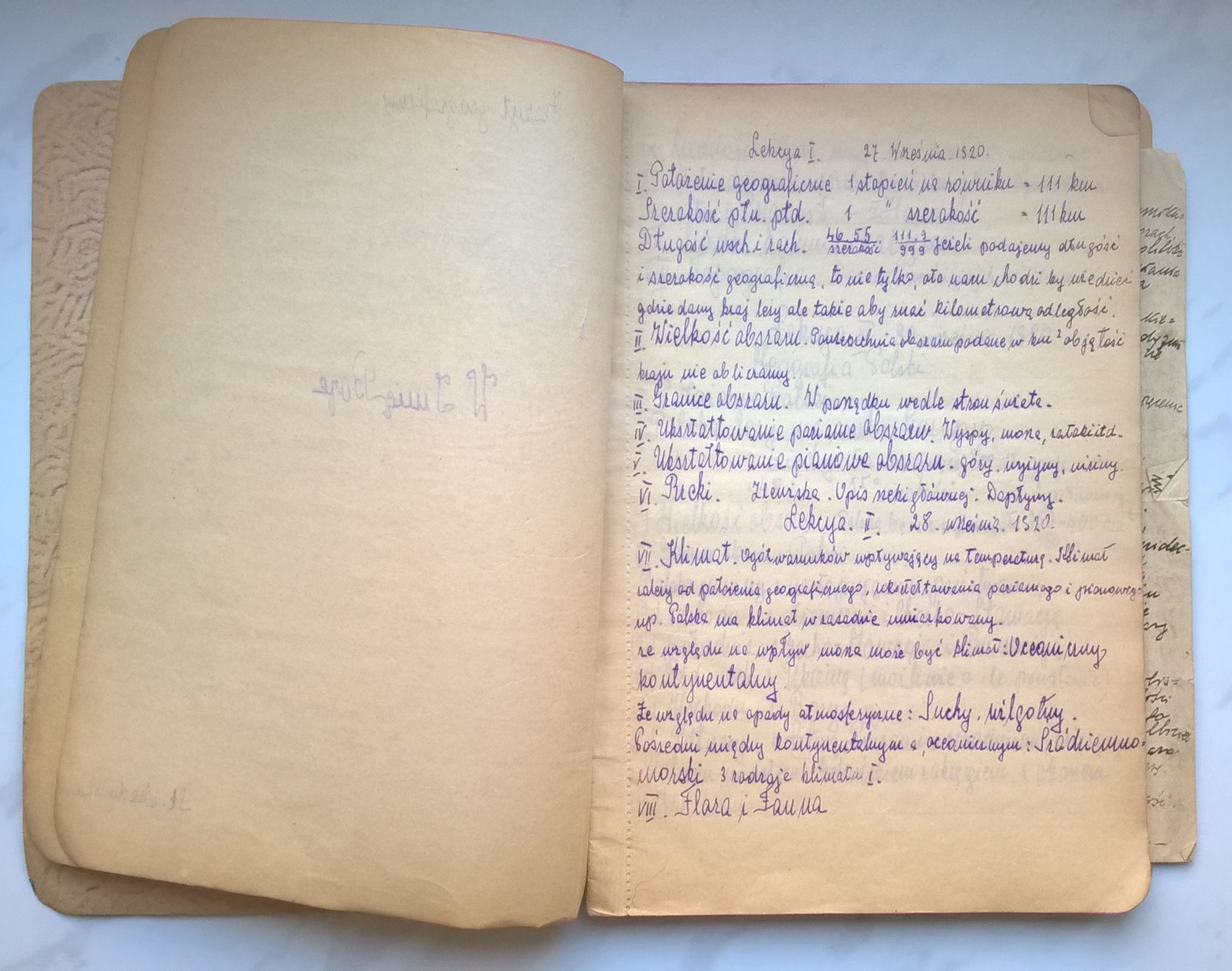 Zeszyt uczennicy Gimnazjum Żeńskiego Zofii Strzałkowskiej we Lwowie - 1920 r., II RP