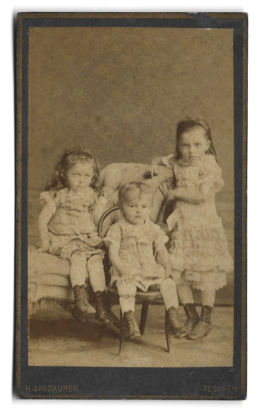 Zdjęcie dzieci - fot. H. Jandaurek, Teschen (Cieszyn)