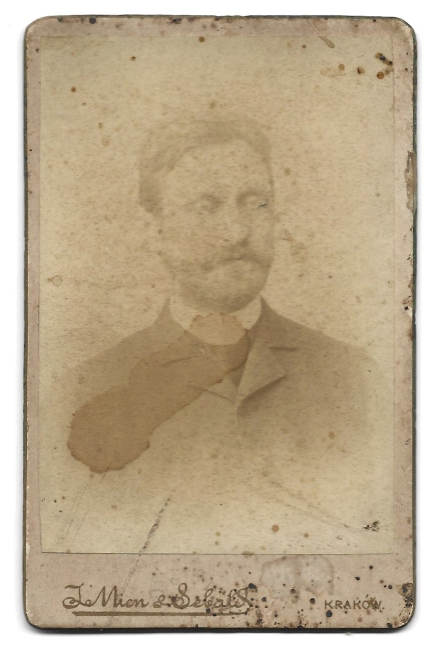 Zdjęcie mężczyzny - Kraków, fot. Mien & Sebald