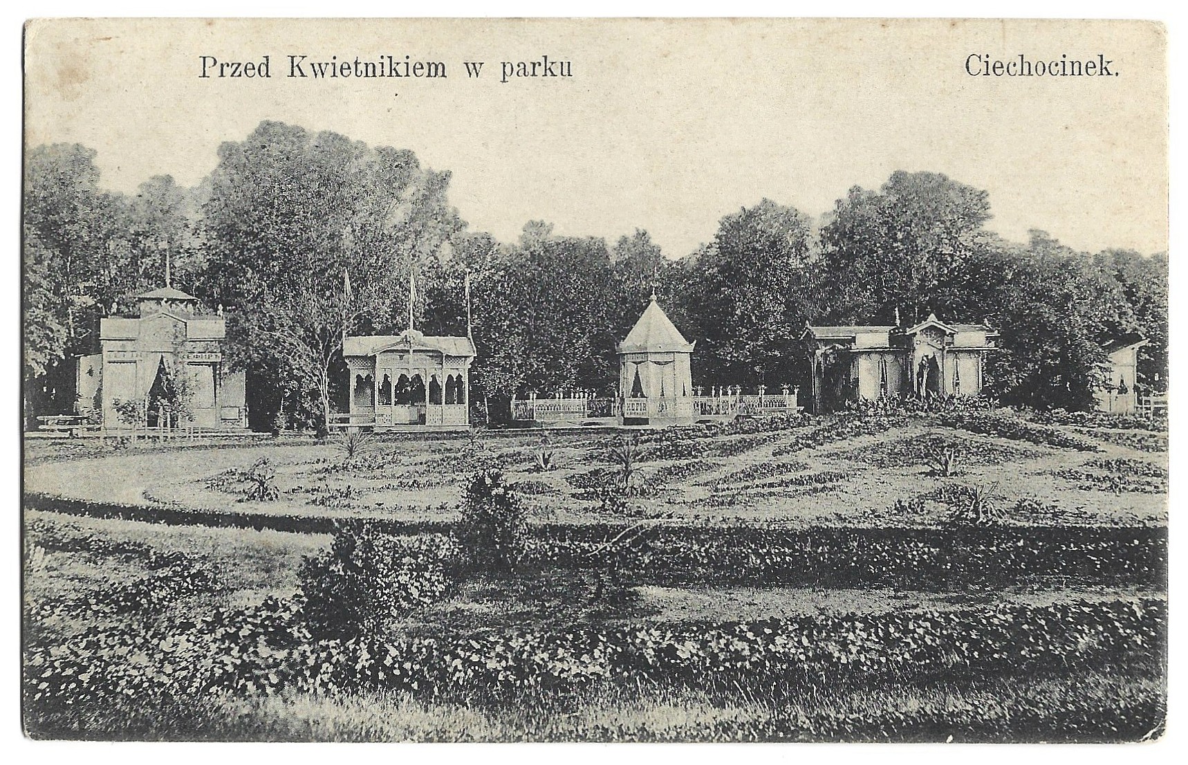 Pocztówka - Ciechocinek. Przed Kwietnikiem w parku, 1911 r.
