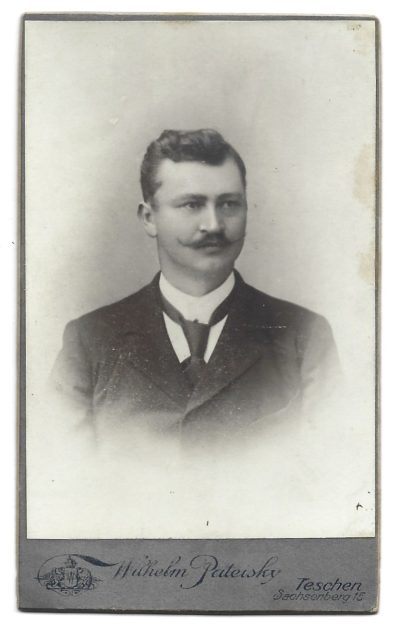 Zdjęcie portretowe mężczyzny - fot. Wilhelm Pateisky, Teschen (Cieszyn), 1897 r.