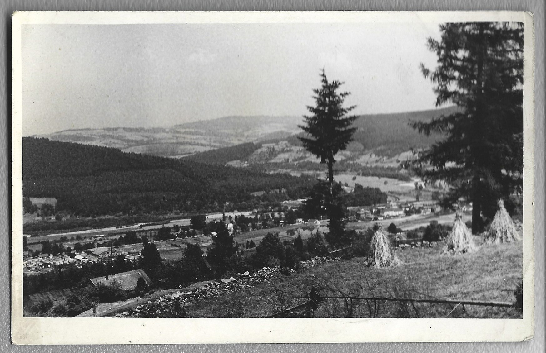 Pocztówka - Beskiden C.-S., Stadt Sucha, Totalansicht - Beskidy, Miasto Sucha, Widok ogólny
