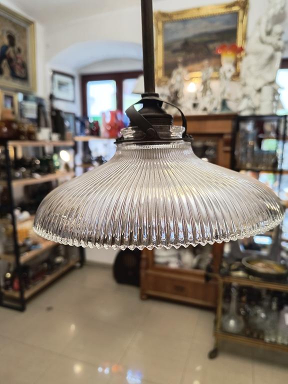 Stara lampa wisząca