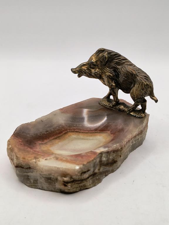 Popielnica z dzikiem