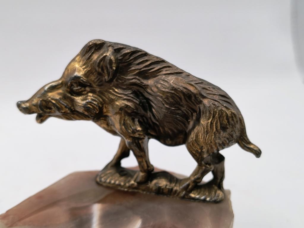 Popielnica z dzikiem