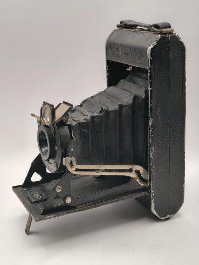 Aparat fotograficzny mieszkowy - ZEISS IKON