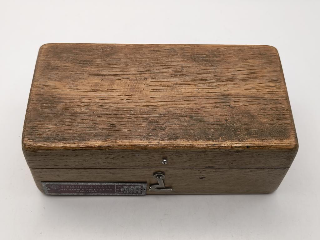 Odważniki do wagi laboratoryjnej - Spółdzielnia Pracy "Mechanika Precyzyjna" Warszawa, 1968 r.