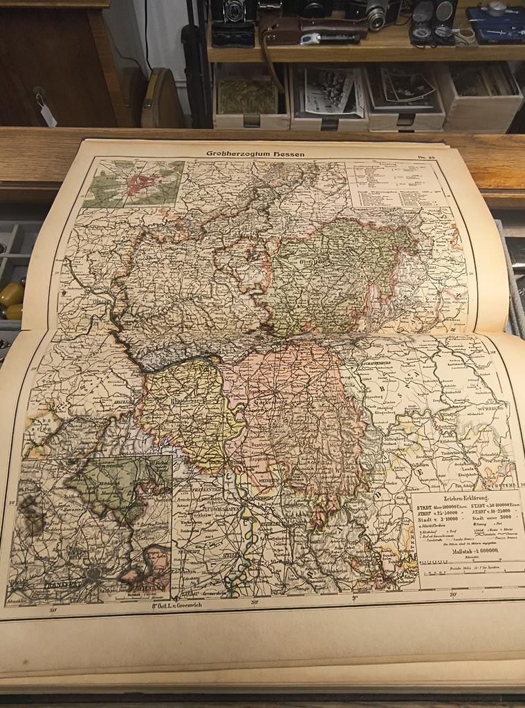 Atlas ogólny wszystkich części Ziemi - "Allgemeiner Hand-Atlas über sämtliche Teile der Erde"