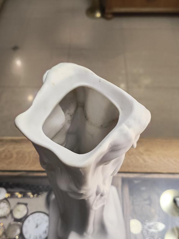 Wazon porcelanowy - secesja