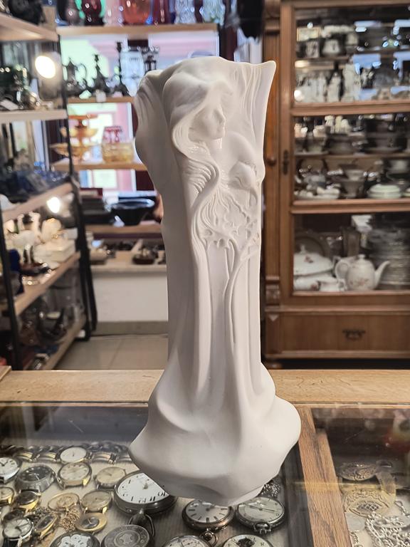 Wazon porcelanowy - secesja