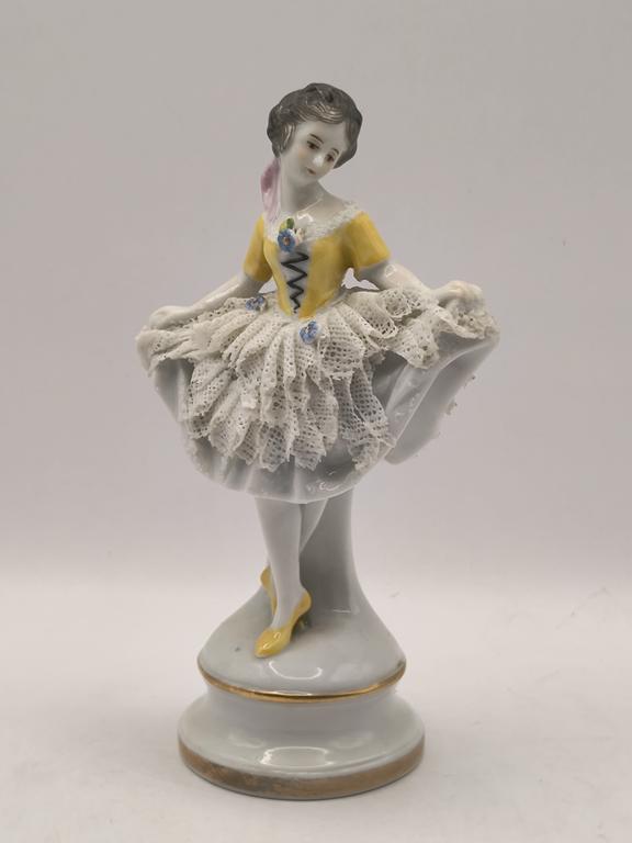 Figurka porcelanowa - baletnica
