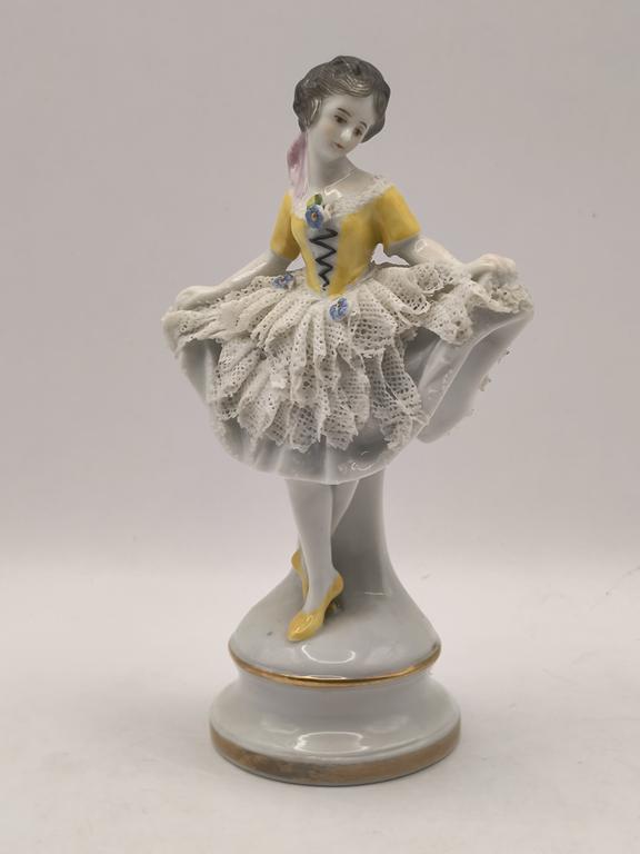 Figurka porcelanowa - baletnica