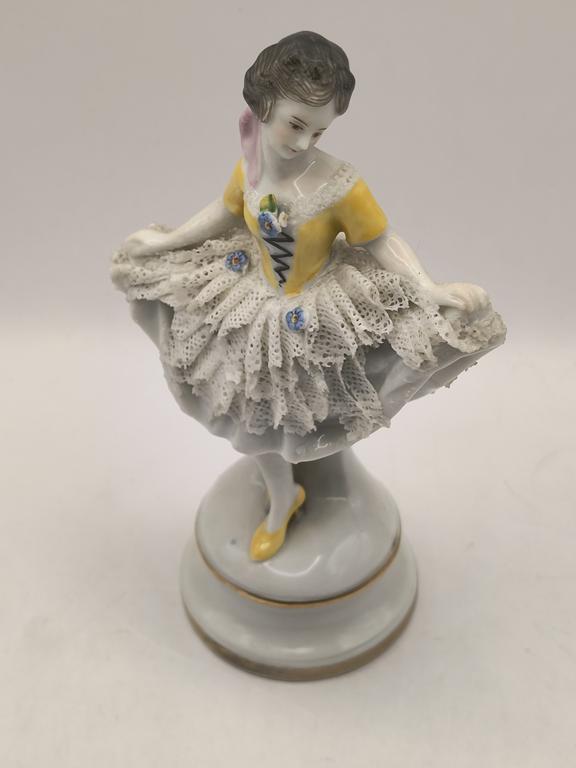 Figurka porcelanowa - baletnica