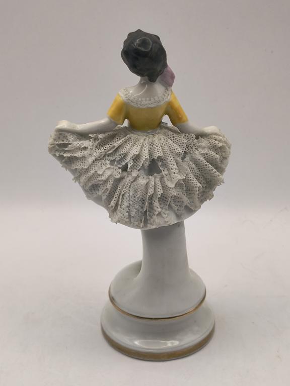 Figurka porcelanowa - baletnica
