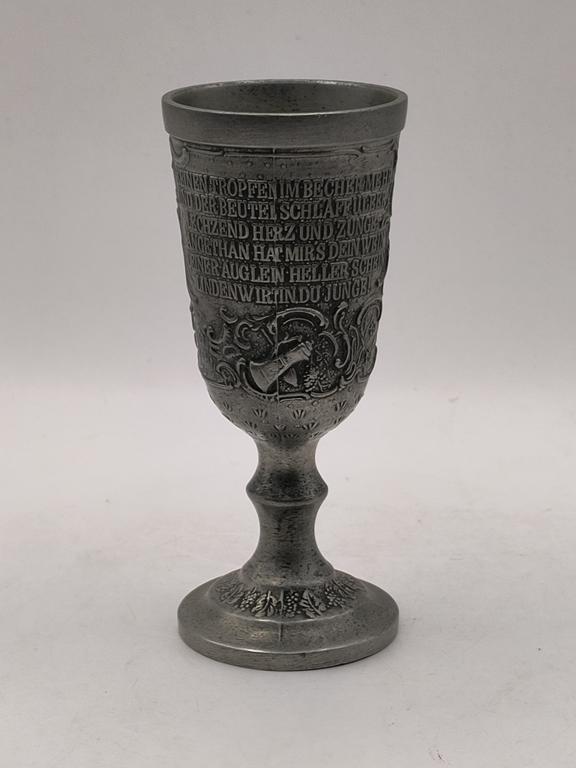 Kieliszek ozdobny z cyny
