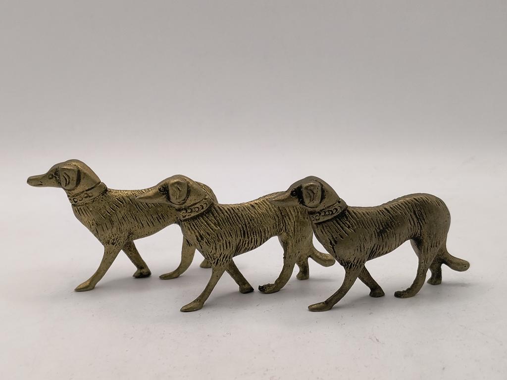 Mosiężne figurki psów