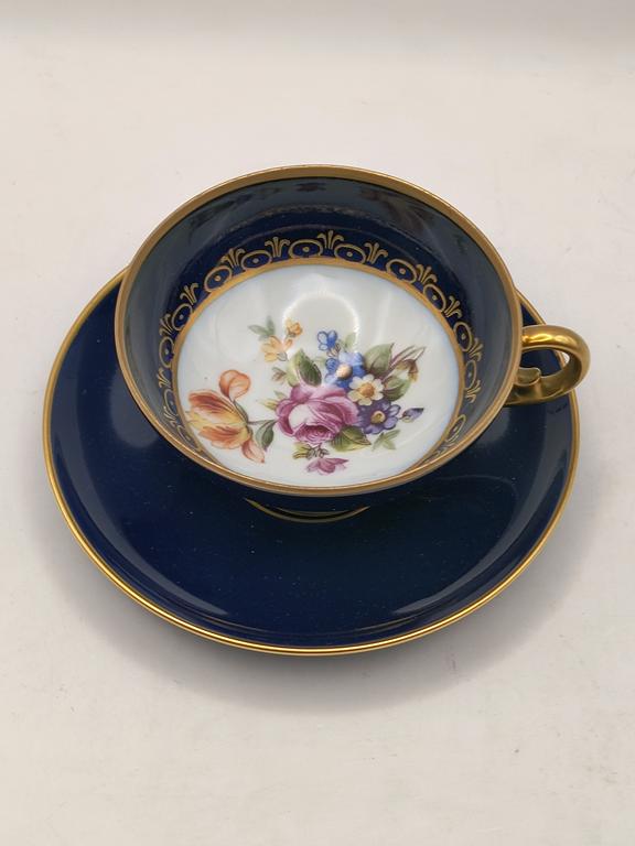 Filiżanka porcelanowa kobaltowa - JLMENAU Graf Von Henneberg Porzellan, Niemcy