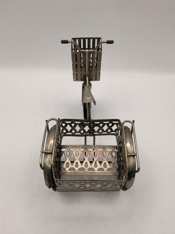 Metalowy rowerek PRL