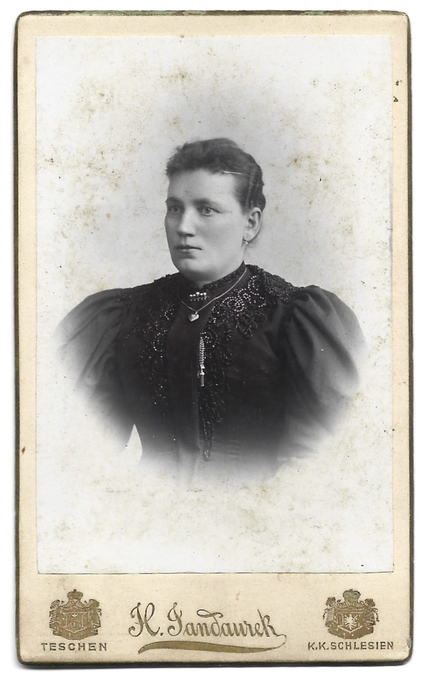 Zdjęcie - portret kobiety - fot. H. Jandaurek, Teschen, K. K. Schlesien - Cieszyn