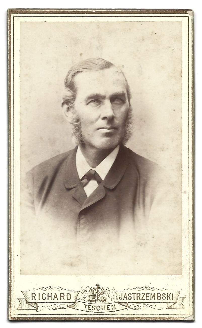 Zdjęcie portretowe mężczyzny – fot. Richard Jastrzembski TESCHEN (Cieszyn)