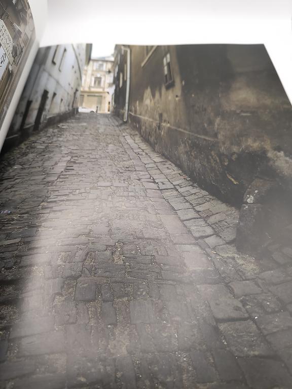 Książka - album "Bielsko-Biała", zdjęcia Wojciech Kryński, wprowadzenie Jerzy Stuhr