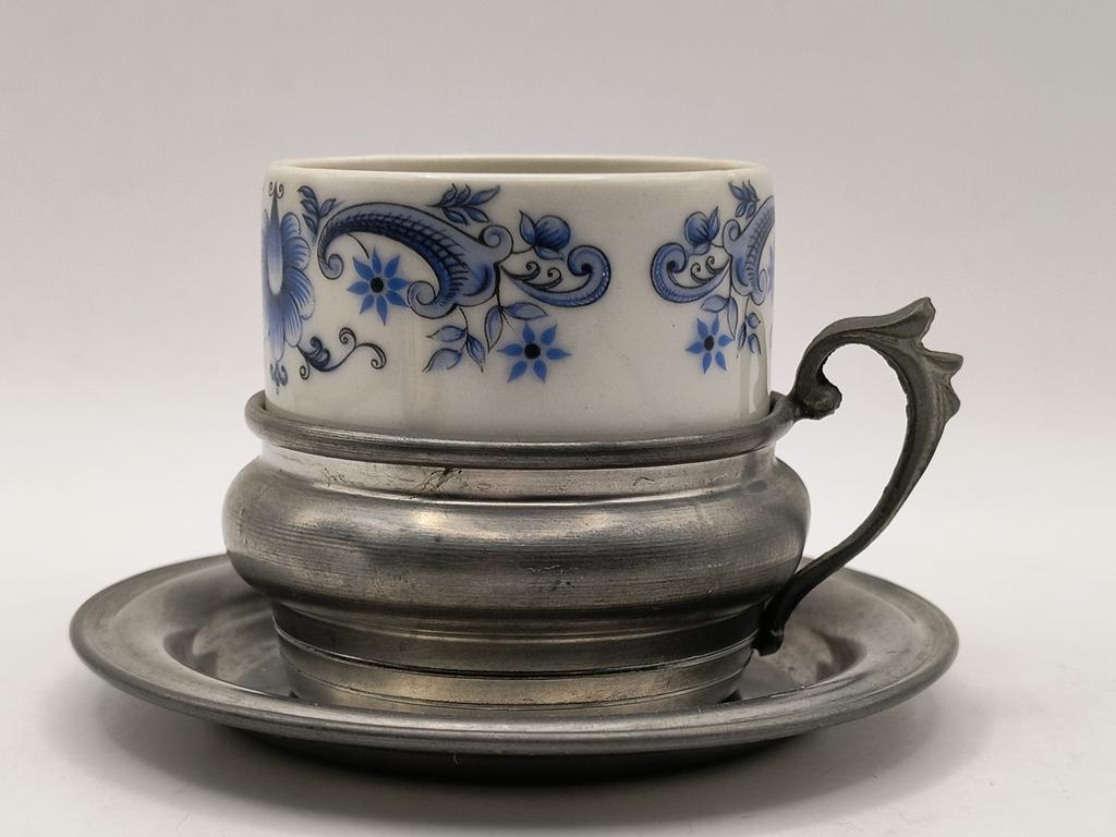 Filiżanka porcelanowo-cynowa ze spodkiem - WEIDMANN Porzellan, Prodotto Italiano (Włochy)