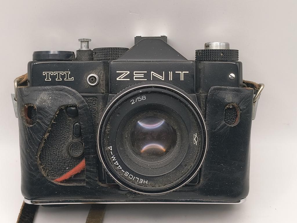 Aparat fotograficzny ZENIT TTL