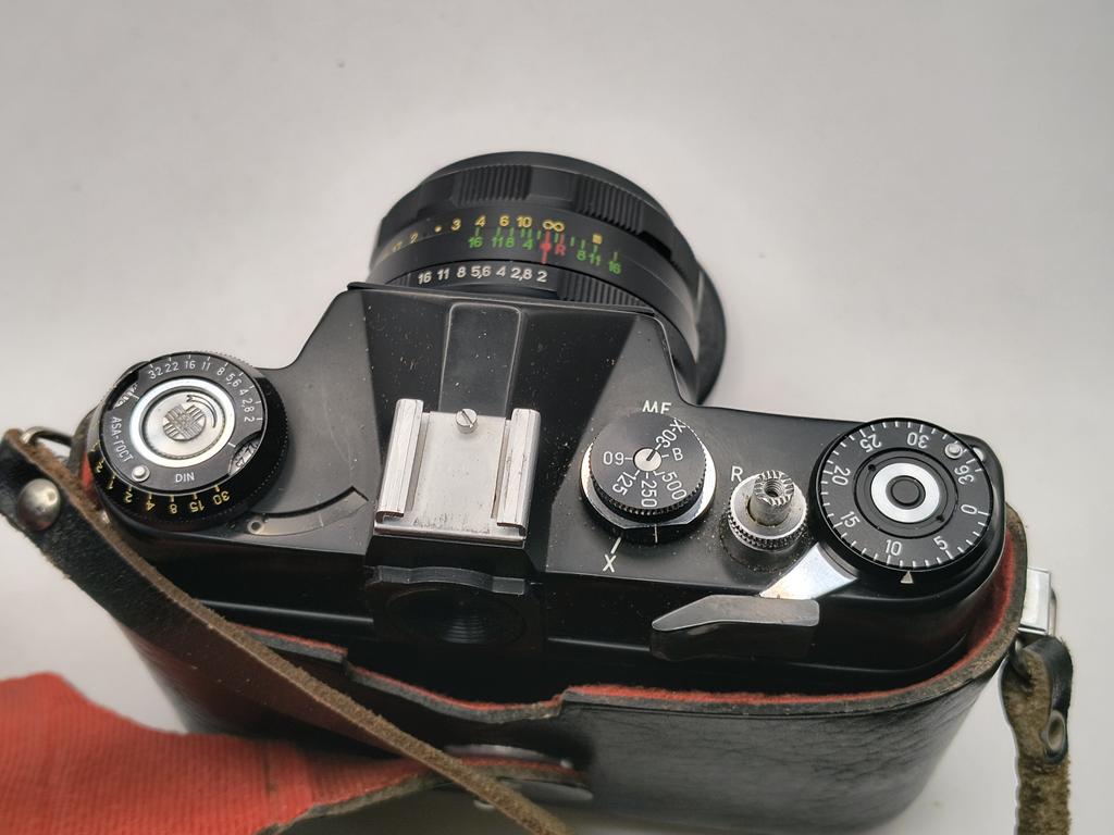 Aparat fotograficzny ZENIT EM